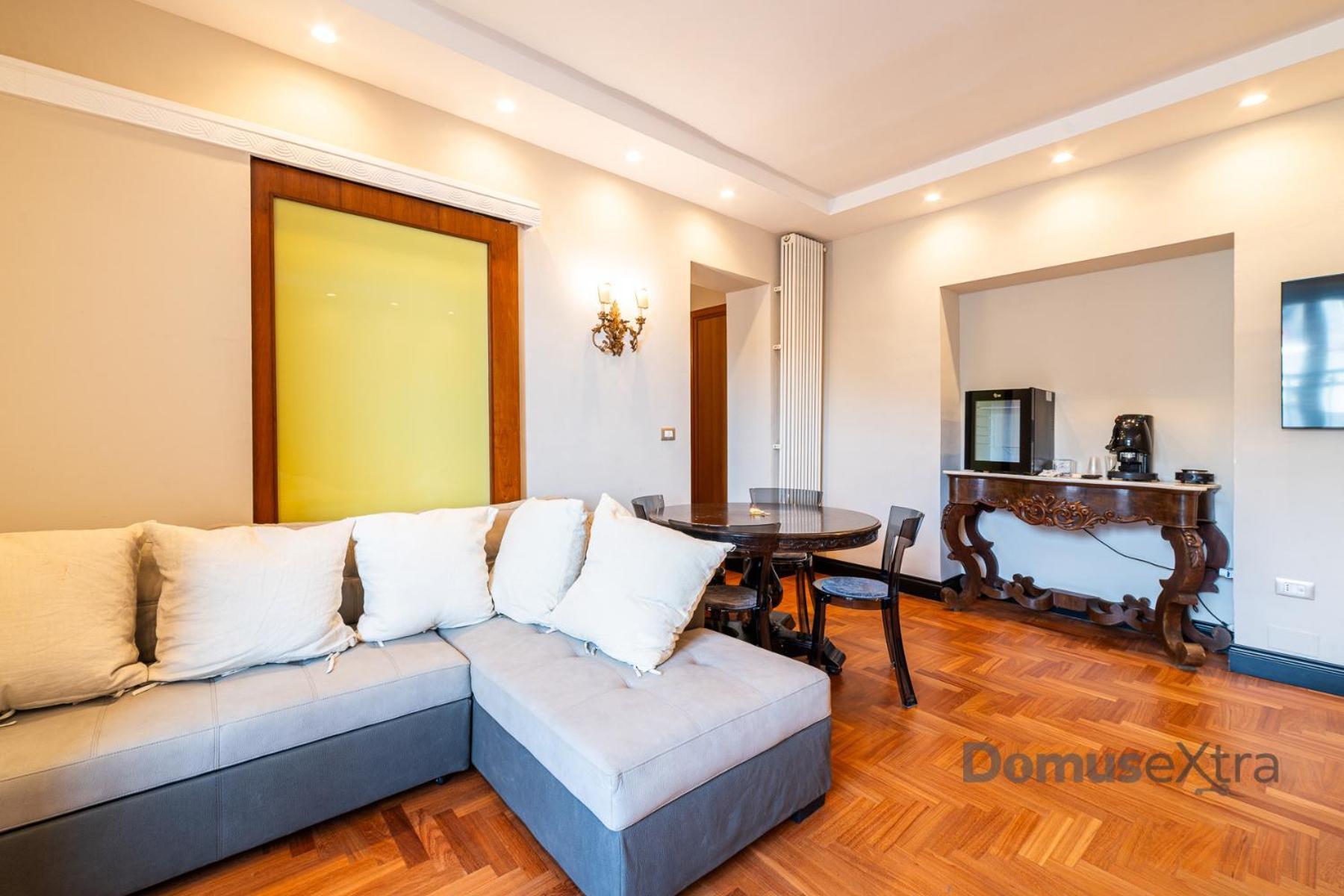 Appartamento Gramsci Relais By Domusextra Napoli Esterno foto