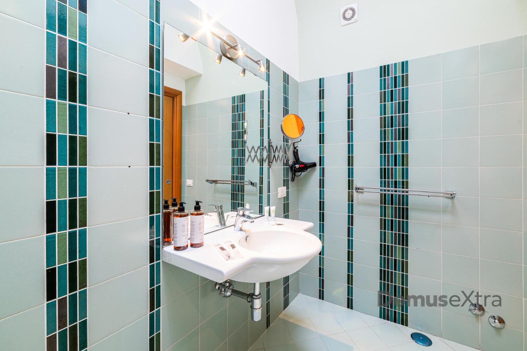 Appartamento Gramsci Relais By Domusextra Napoli Esterno foto