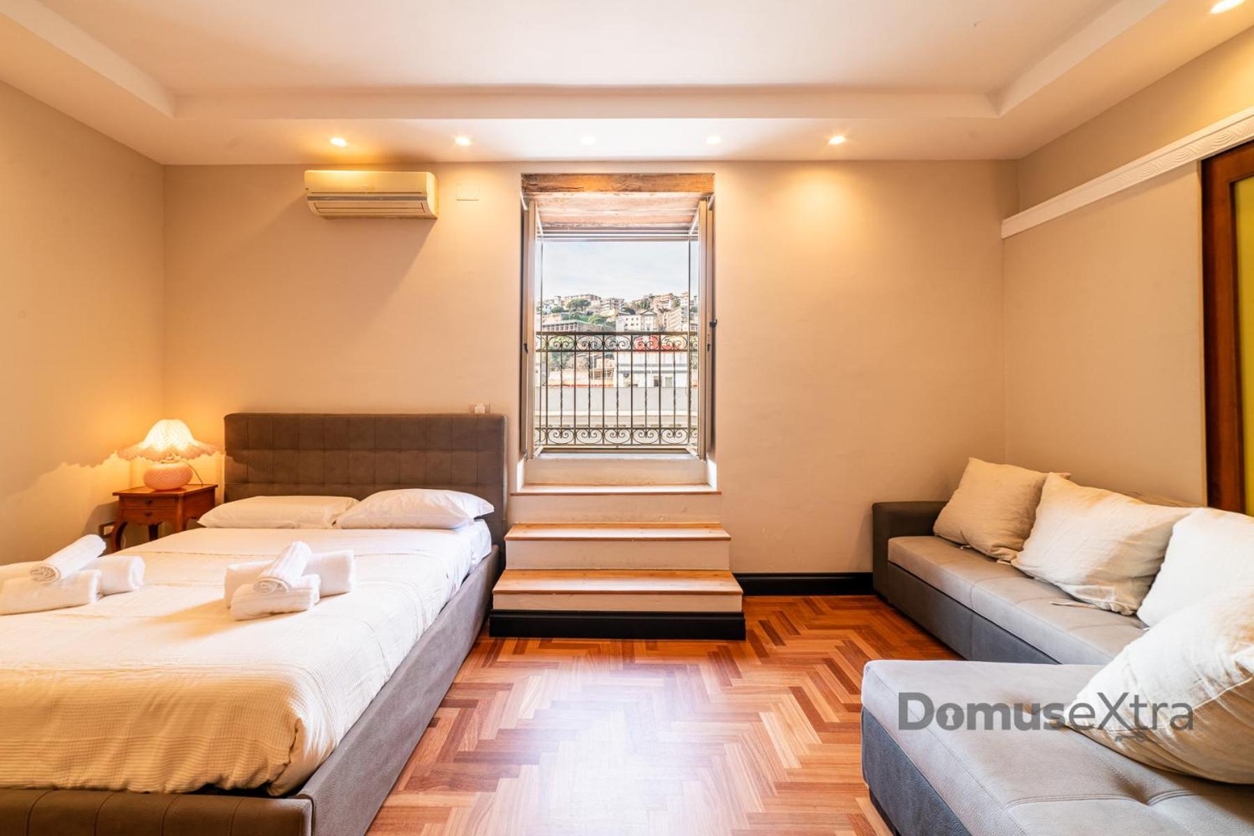 Appartamento Gramsci Relais By Domusextra Napoli Esterno foto